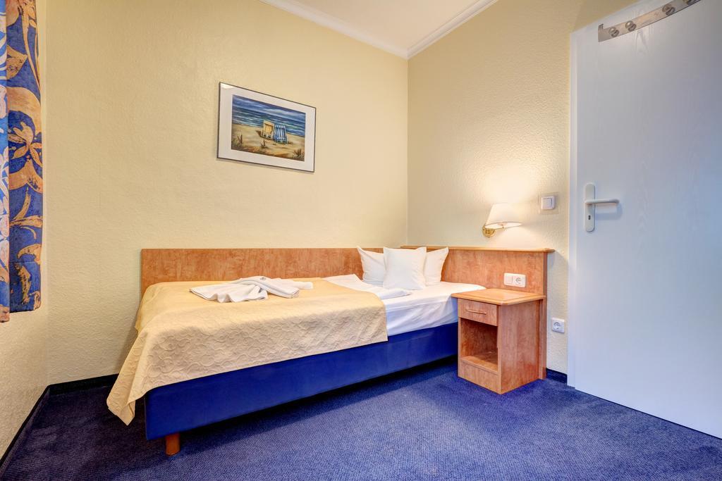 Haus Seeblick Hotel Garni & Ferienwohnungen Zinnowitz Phòng bức ảnh