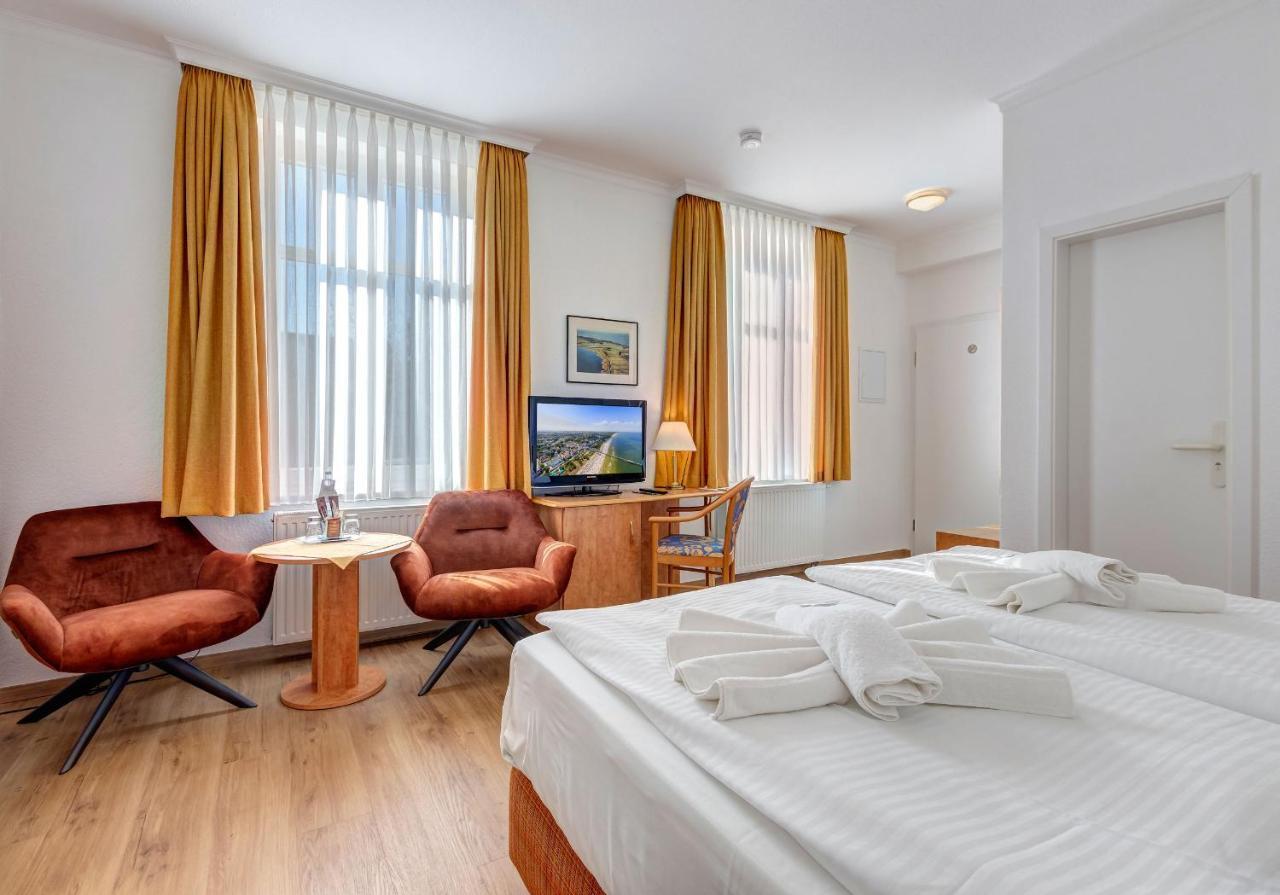 Haus Seeblick Hotel Garni & Ferienwohnungen Zinnowitz Ngoại thất bức ảnh